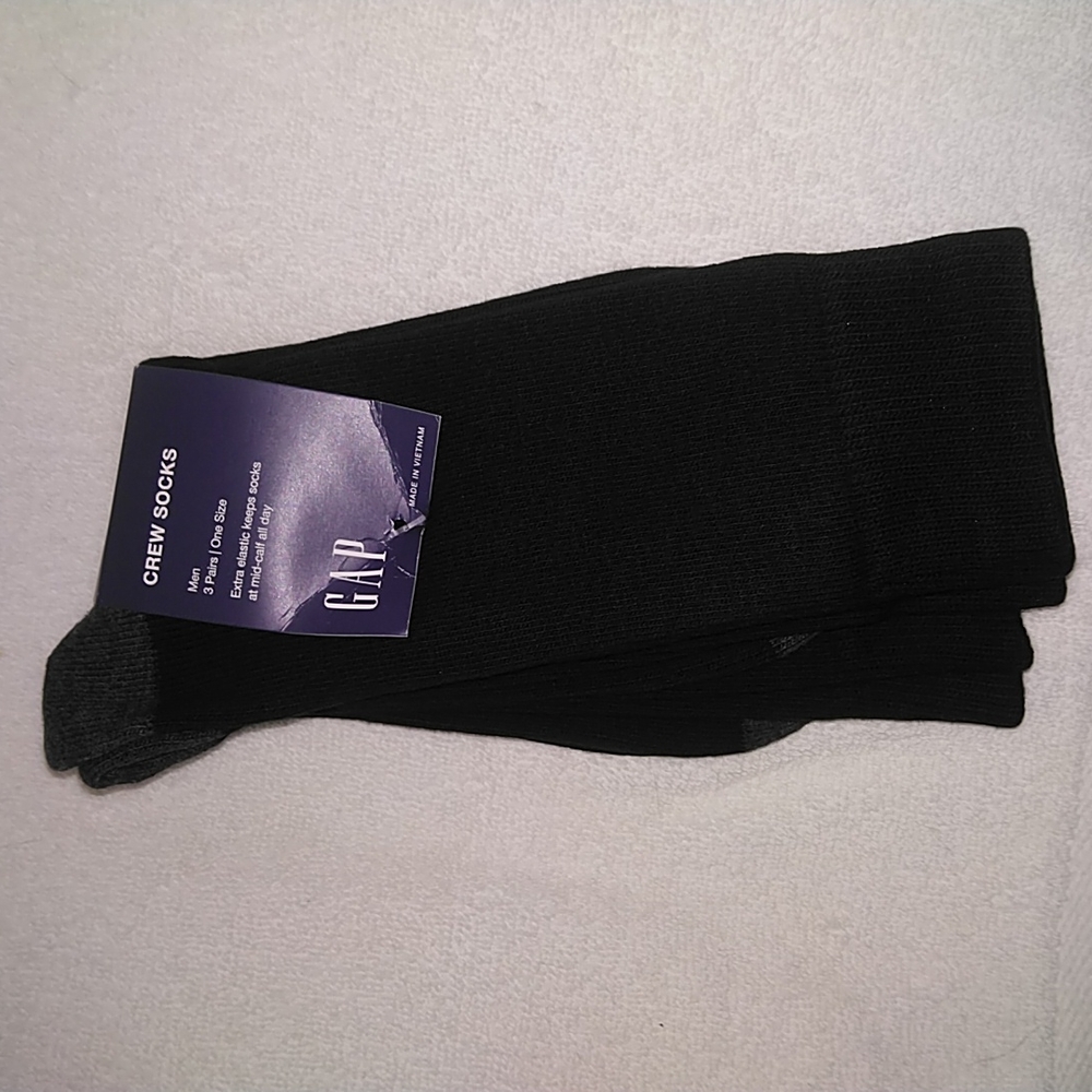 GAP Crew Socks Three-Pack NWT